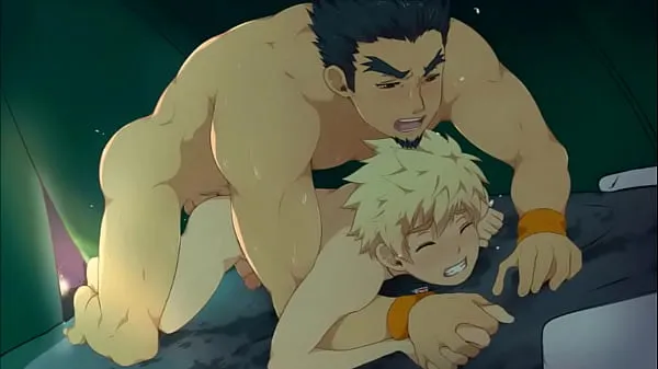 Nouveaux Anime garçon blond s'amuser avec un homme plus âgé extraits chauds