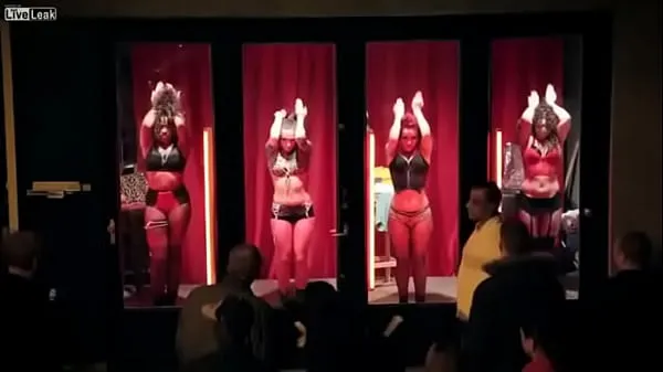 Redlight Amsterdam - De Wallen - Prostitutes Sexy Girls clipes quentes e frescos