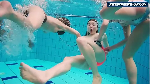 Fresh Three hot horny girls swim together warm Clips