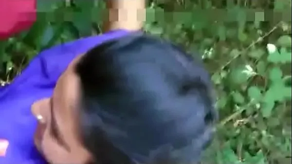 Desi slut exposed and fucked in forest by client clip Klip hangat segar