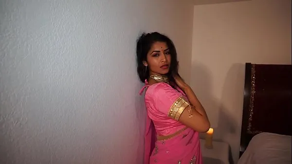 新鮮的Seductive Dance by Mature Indian on Hindi song - Maya溫暖的Clips