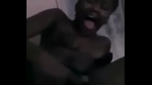 Fresh Young Nigerian Girl Masturbates warm Clips