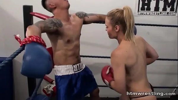 Verse Mixed Boxing Femdom warme clips