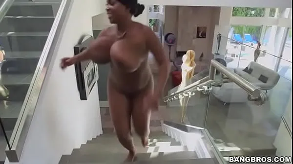 Čerstvé Big Ebony Tits Swaying Running teplé klipy