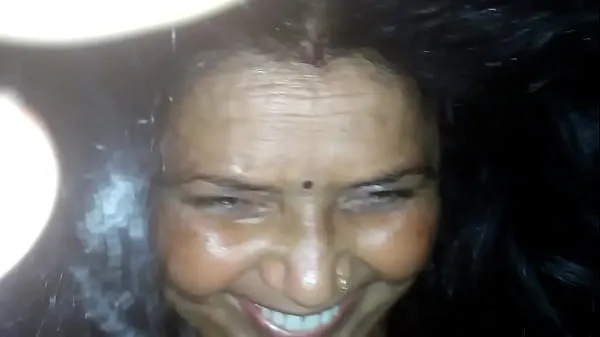 Čerstvé Indian housewife cheats her husband teplé klipy