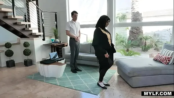 Fresh Arab MILF Craves For Young Cock- Kylie Kingston warm Clips