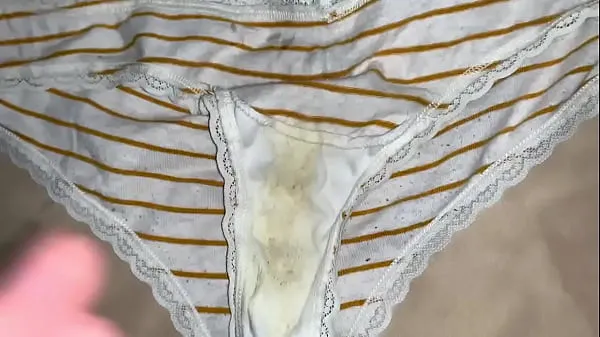 Fresh Cumming on dirty panties warm Clips