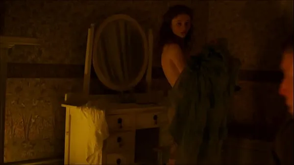 Fresh Thomasin McKenzie ass, sideboob - TRUE HISTORY OF THE KELLY GANG - Kiwi teen actress, rear nude, in front of man, teasing warm Clips