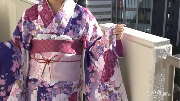 Tuoreet Rei Kawashima Introducing a new work of "Kimono", a special category of the popular model collection series because it is a 2013 seijin-shiki! Rei Kawashima appears in a kimono with a lot of charm that is different from the year-end and New Year lämmintä klippiä