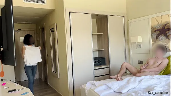 Fresh PUBLIC DICK FLASH. I pull out my dick in front of a hotel maid and she agreed to jerk me off warm Clips