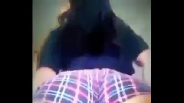 Fresh Thick white girl twerking warm Clips